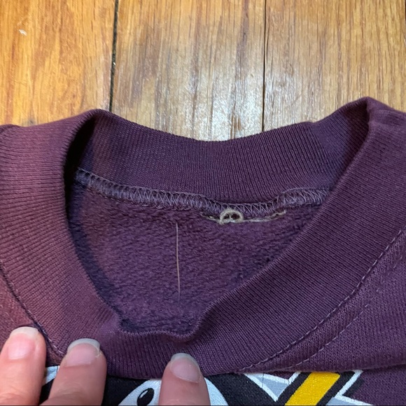 [Mighty Ducks] 90’s VTG Disney Purple Crewneck - Picture 5 of 8